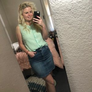 Meet your Posher, Brianna